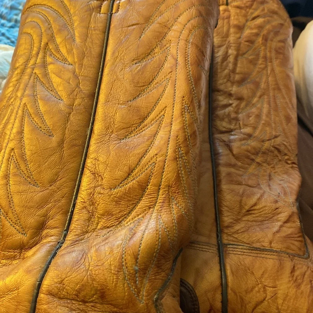 Cowboy boots for men Size 9 1/2D Very good condition